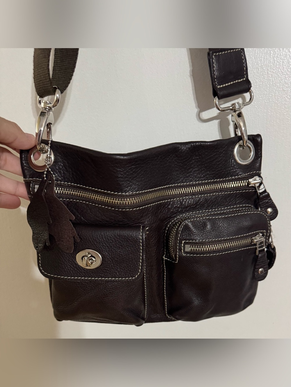 Roots Dark Brown Leather Crossbody Bag EUC
